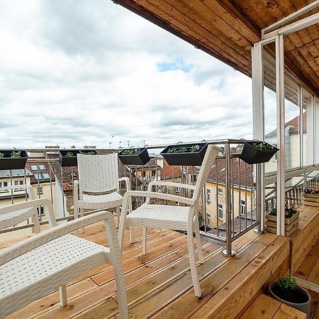Big 4-Bedroom Flat, Terrace With Great Vitkov View Prag Exterior foto