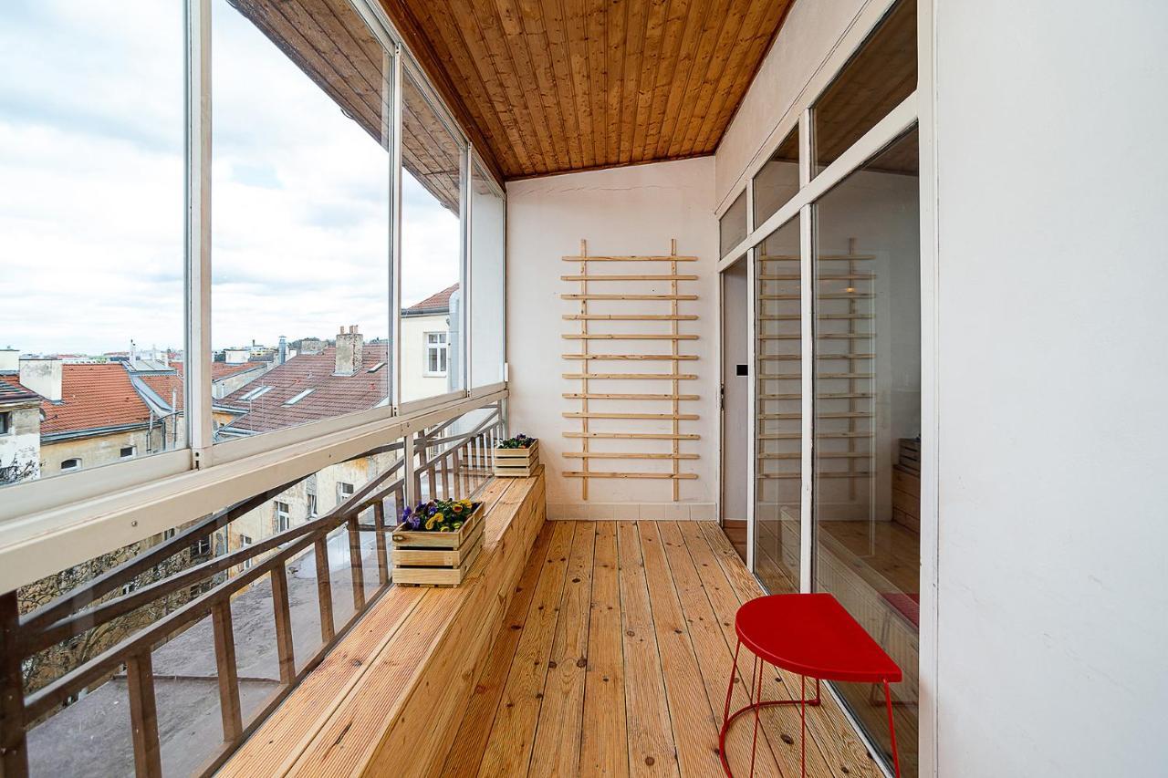 Big 4-Bedroom Flat, Terrace With Great Vitkov View Prag Exterior foto