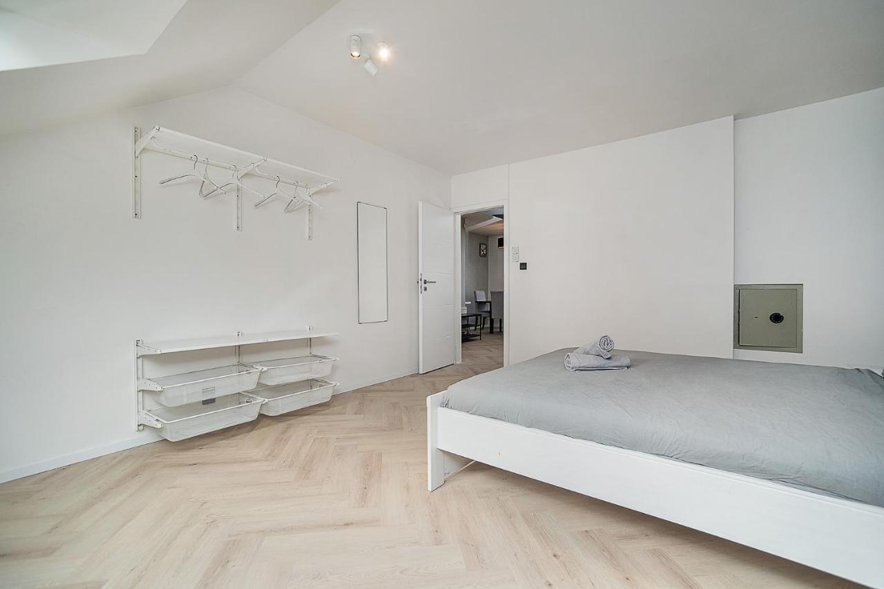 Big 4-Bedroom Flat, Terrace With Great Vitkov View Prag Exterior foto